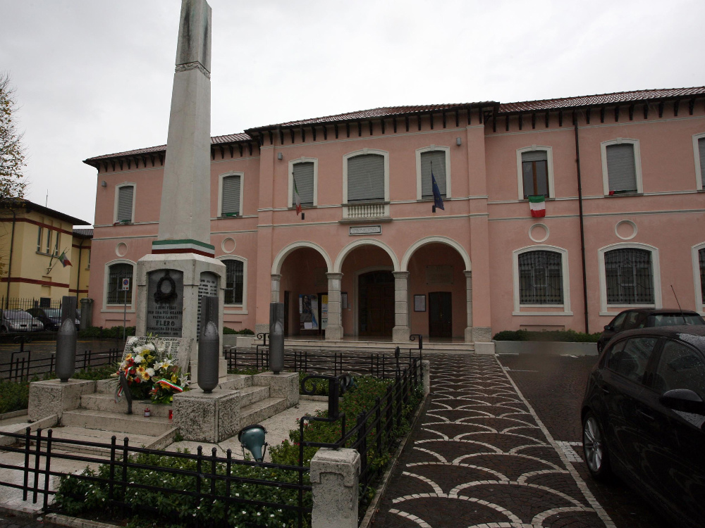 Il municipio di Flero