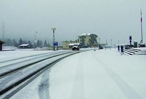 
 Il passo del Tonale come appariva nella mattinata di ieri