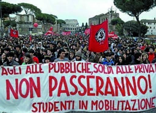 
 Il corteo dei Cobas a Roma