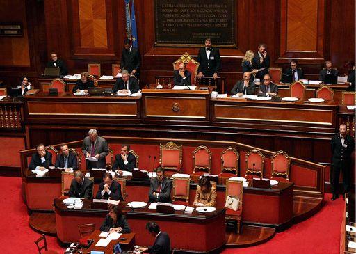 Legittimo impedimento/ Idv: Sit-in in aula Senato contro porcata
Belisario: E' un vero sconcio
