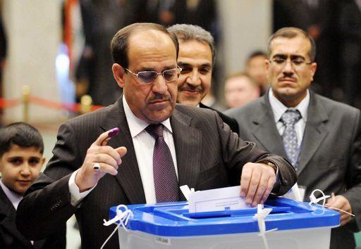 Iraq/ Elezioni, lista Al Mallki in testa anche a Bassora
Rivale Allawi in vantaggio ad Al Anbar