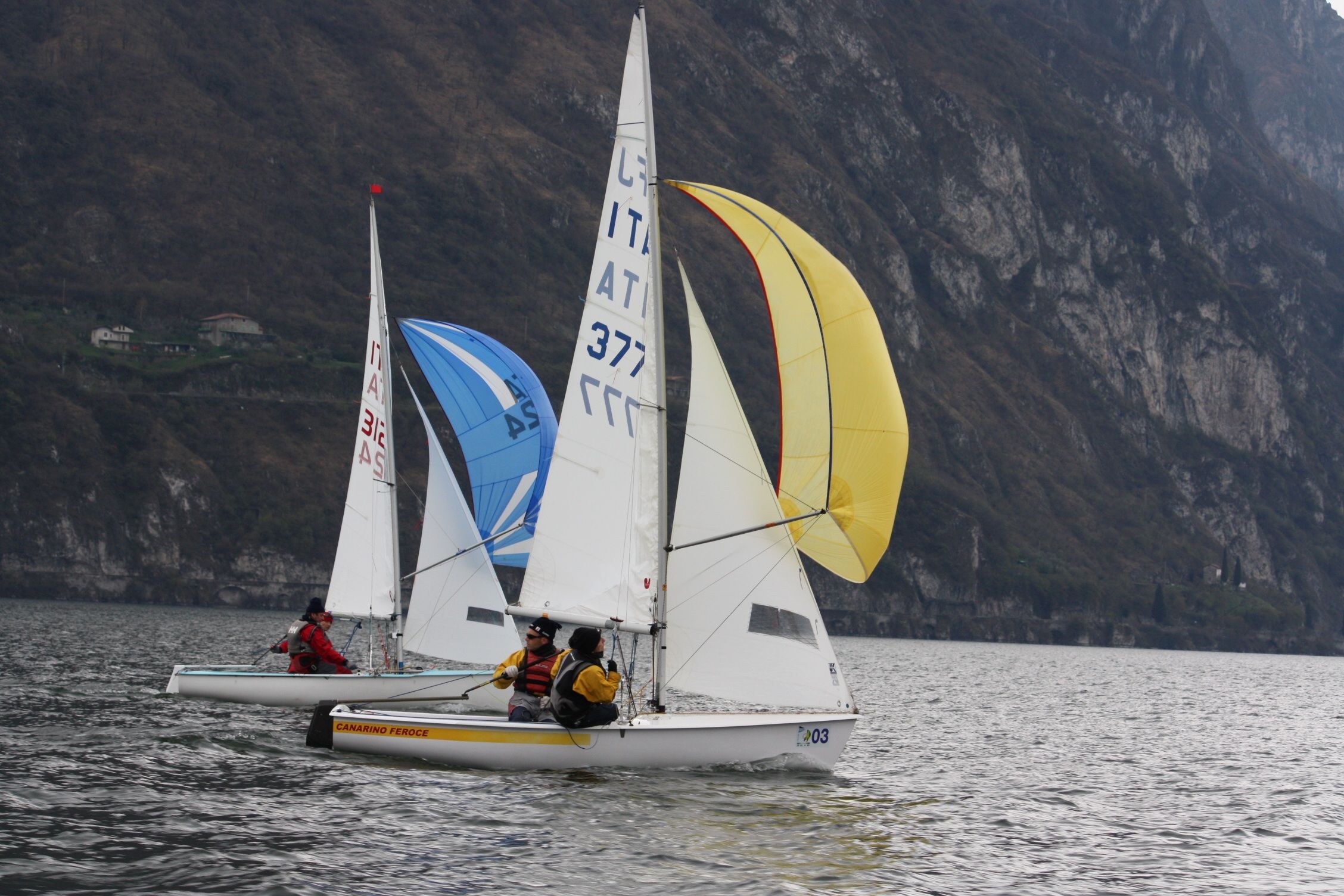 Un momento della regata sul Sebino
