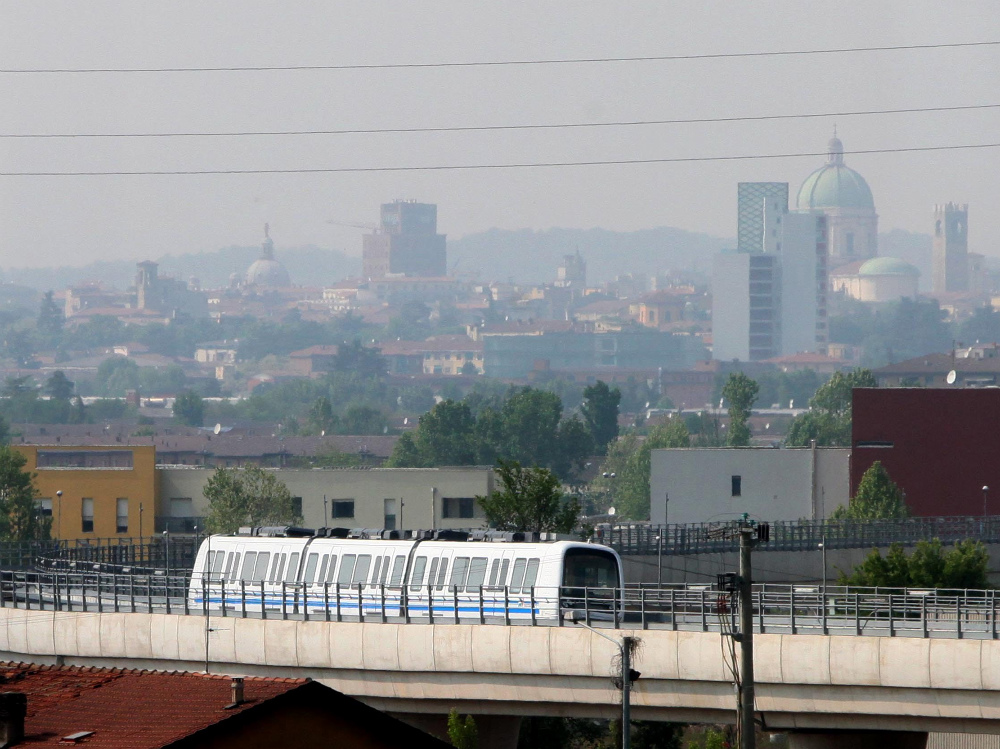 Metrobus a Brescia